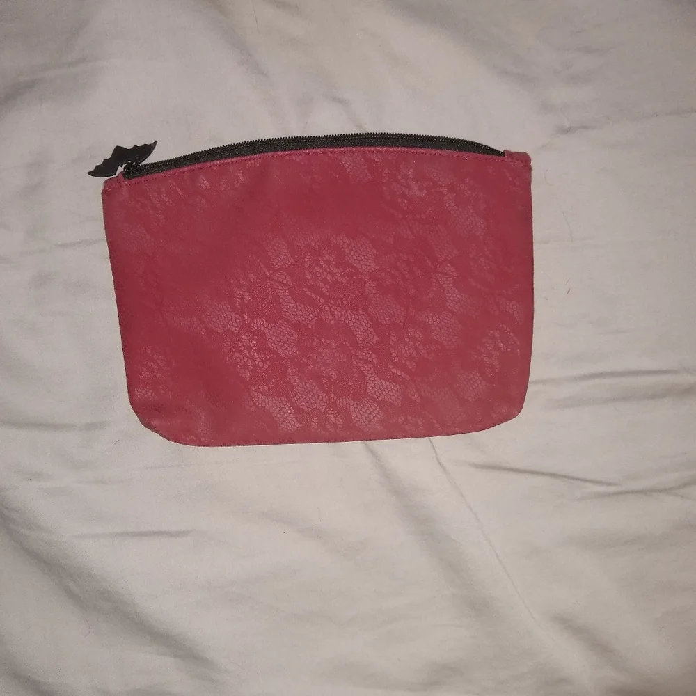 💙‎ Red Ipsy Floral Make Up Bag (3 for $20)